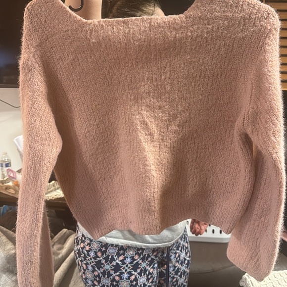 Boohoo pink sweater - Picture 2 of 2